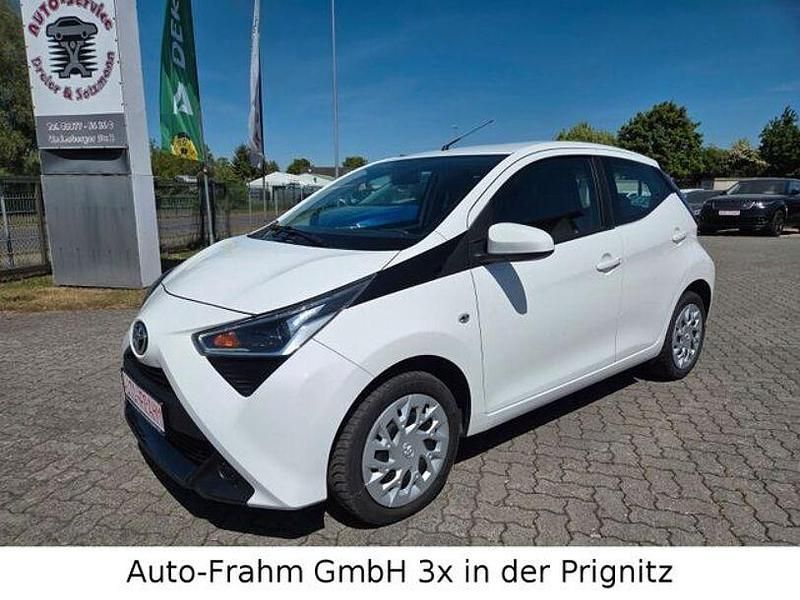 Andere Gebraucht 2021 Toyota Aygo X-play Kleinwagen | 10.790 € (Fairer Preis) - Bild 1/4