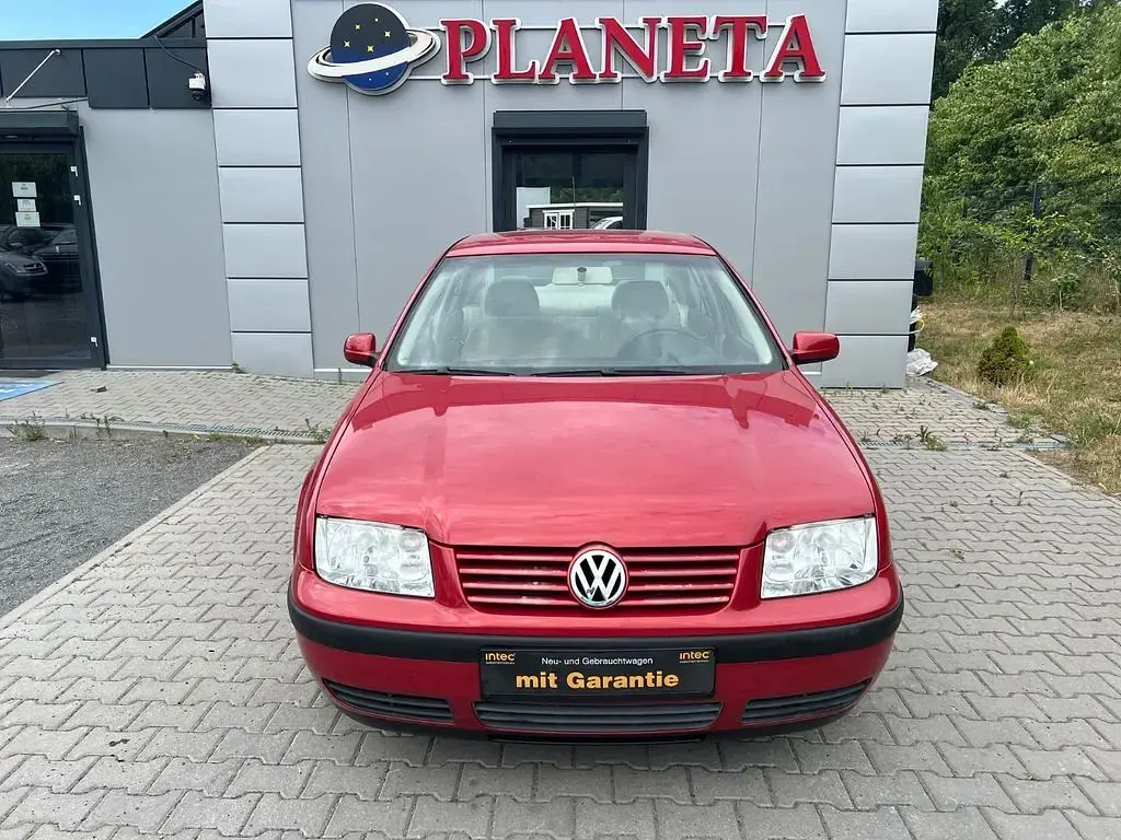 Gebraucht VW Bora Comfortline 105 PS (77 kW) 2003 Rot Limousine