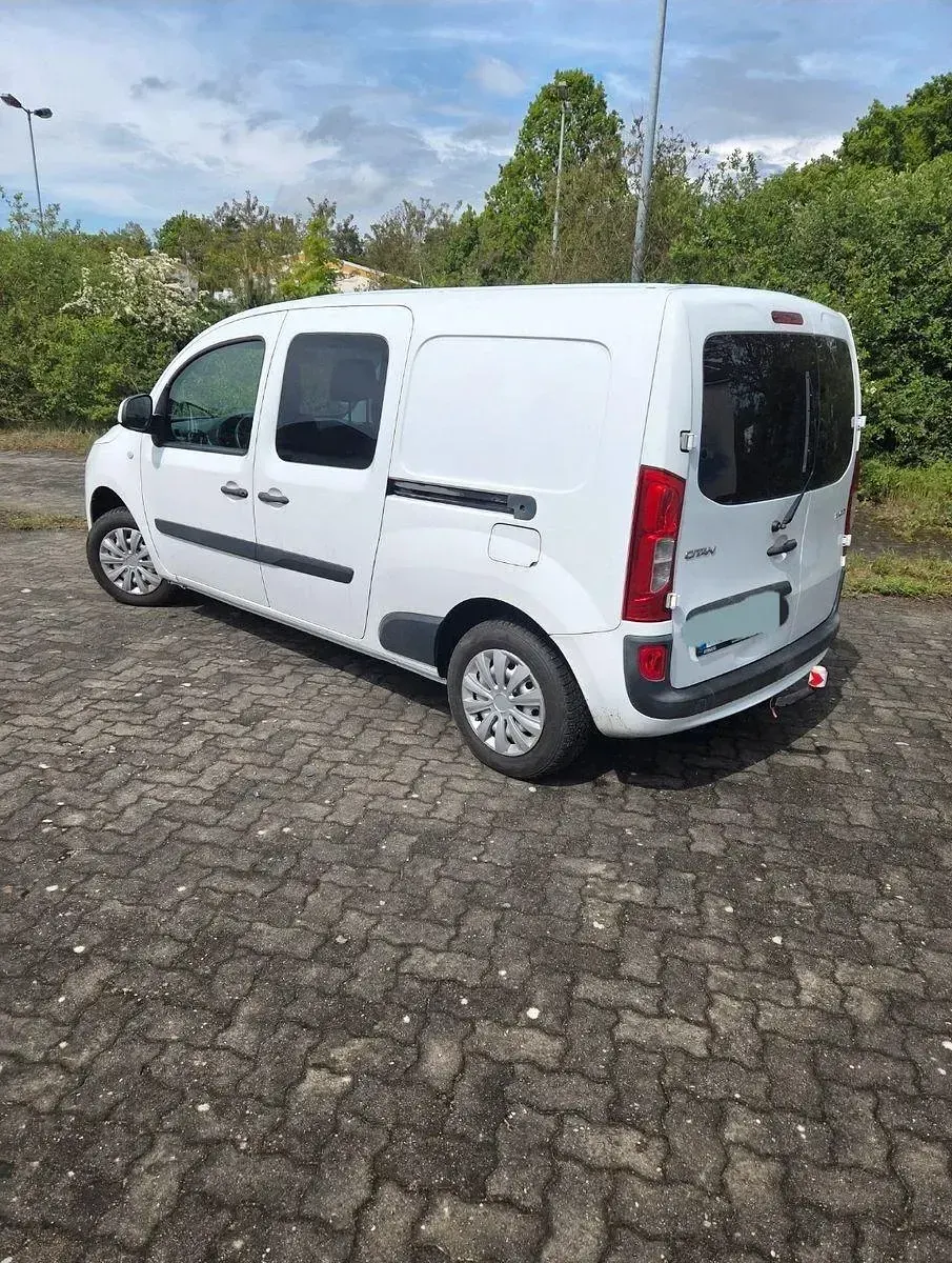 Gebraucht Mercedes Citan 111 110 PS (80 kW) 2015 Weiß Van / Kleinbus