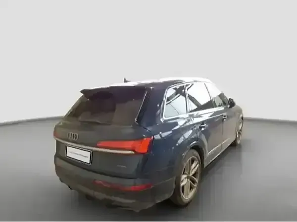 Usado Audi Q7 Ambiente 286 HP (210 kW) 2024 Azul SUV