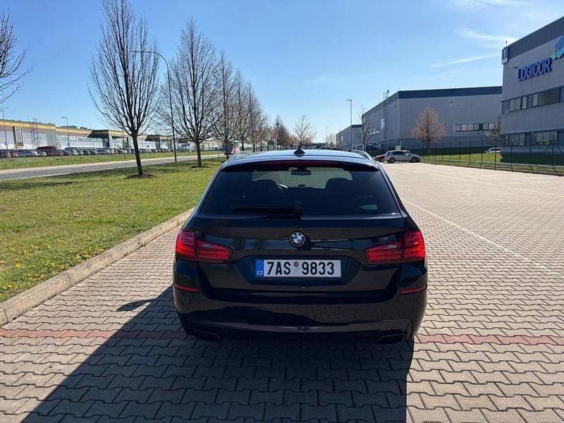 Używany BMW M550 Performance 381 KM (280 kW) 2016 Czarny Sedan/Limuzyna