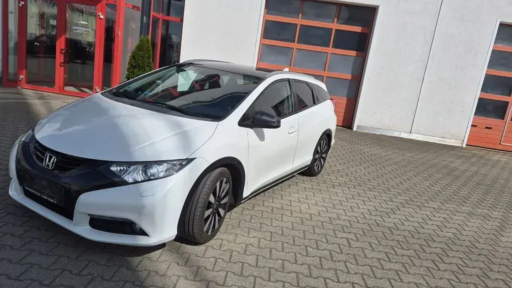 Gebraucht Honda Civic Lifestyle 120 PS (88 kW) 2014 Weiß Kombi