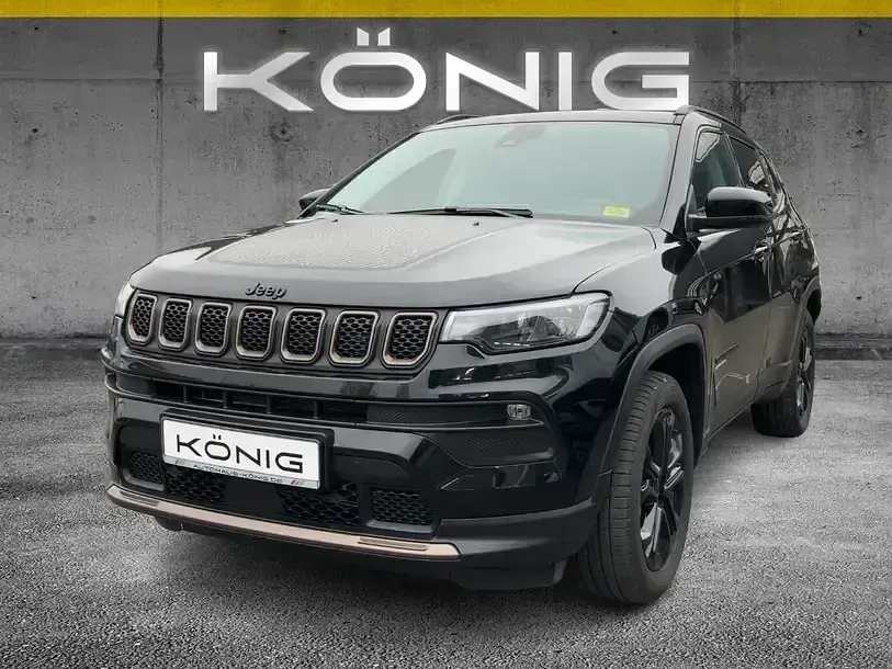 Second-hand Jeep Compass 239 CP (175 kW) 2022 Negru SUV