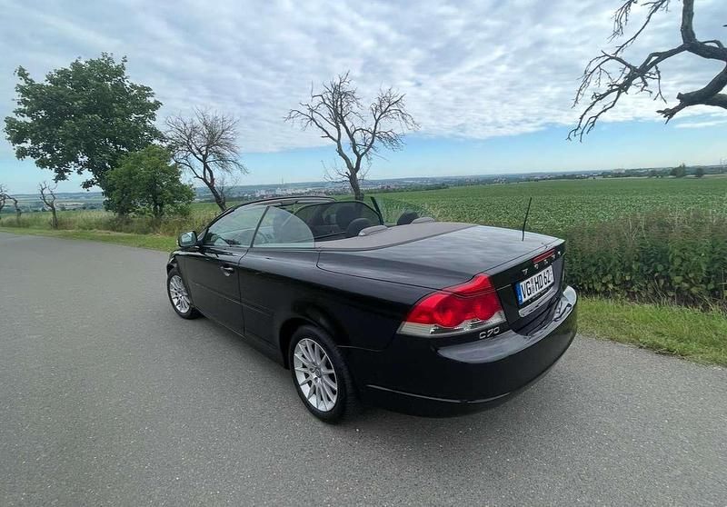 Schwarz Gebraucht 2010 Volvo C70 Kinetic Cabrio | 14.500 € (Fairer Preis) - Bild 1/4