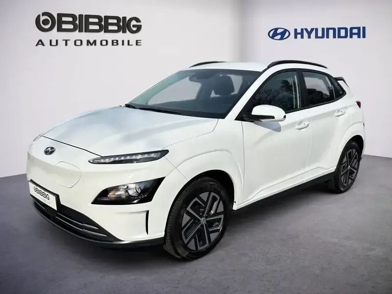 Weiß Gebraucht 2021 Hyundai Kona Select SUV | 19.490 € (Fairer Preis) - Bild 1/3