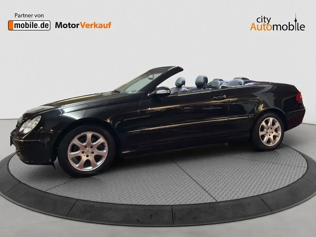 Gebraucht Mercedes CLK200 Elegance 163 PS (119 kW) 2004 Schwarz Cabrio