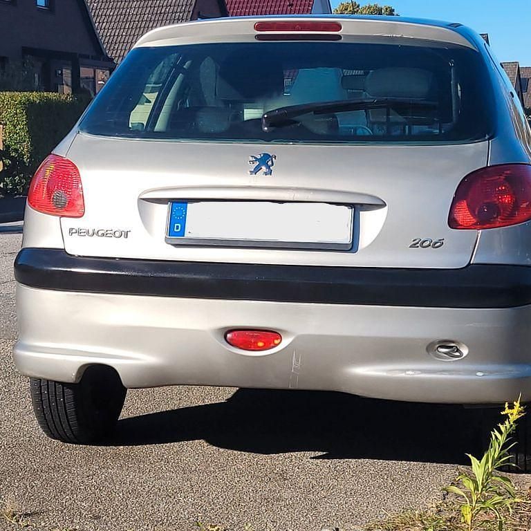 Silber Gebraucht 2004 Peugeot 206 Filou Limousine | 1.440 € (Fairer Preis) - Bild 1/4