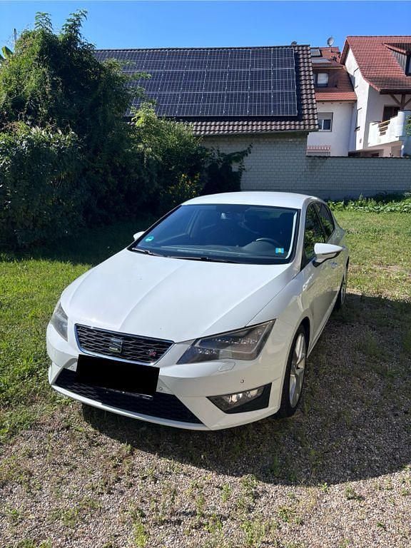 Weiß Gebraucht 2013 Seat Leon ST FR Kombi | 7.500 € (Fairer Preis) - Bild 1/4