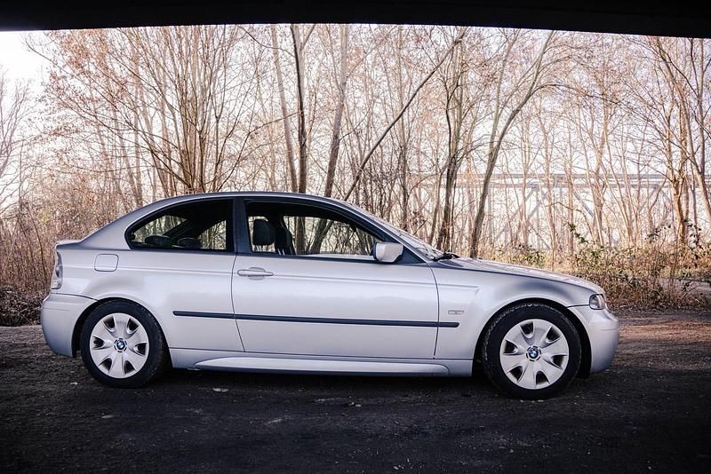 Gebraucht BMW 316 116 PS (85 kW) 2002 Silber Coupé