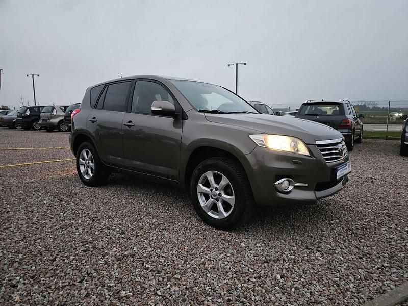 Gebraucht Toyota RAV4 Executive 150 PS (110 kW) 2012 Braun SUV