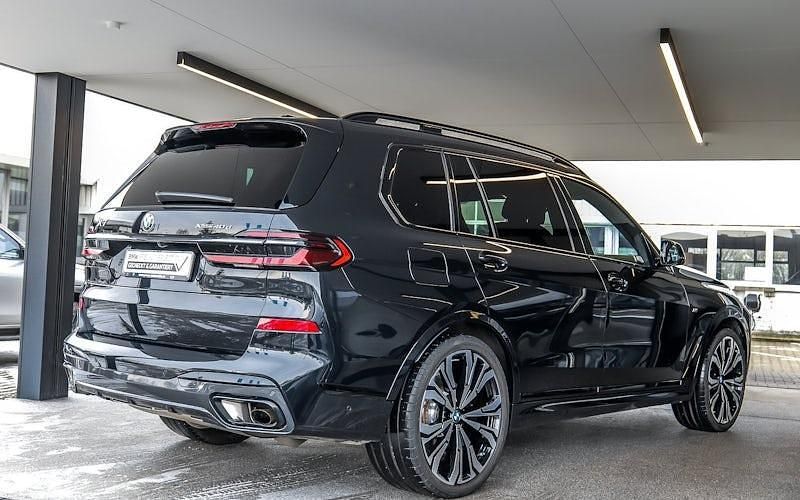 Gebraucht BMW X7 Comfort Edition 352 PS (258 kW) 2025 Schwarz SUV