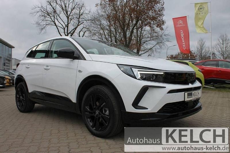 Weiß Gebraucht 2024 Opel Grandland X SUV | 27.900 € (Guter Preis) - Bild 1/4