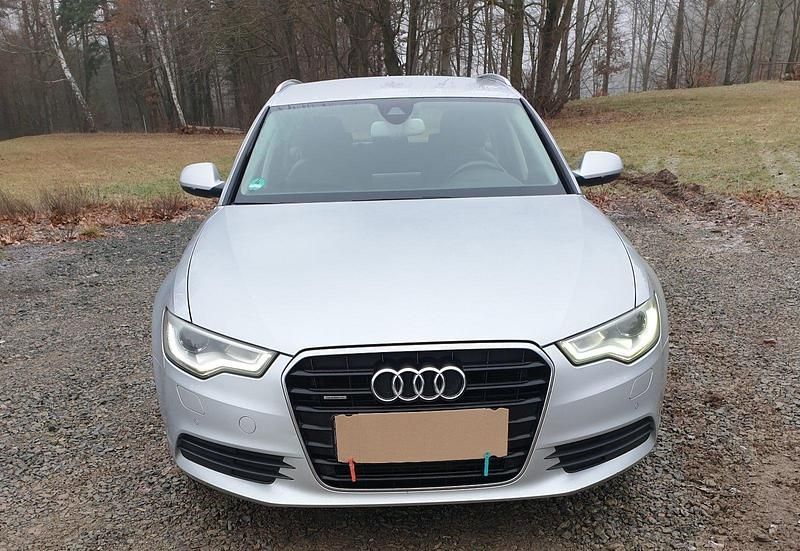 Silber Gebraucht 2012 Audi A6 Kombi | 10.000 € (Guter Preis) - Bild 1/4