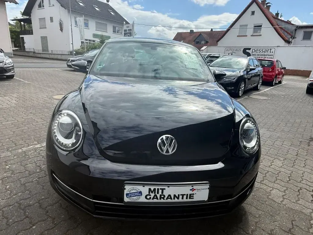 Gebraucht VW Beetle Design 105 PS (77 kW) 2012 Schwarz Kleinwagen