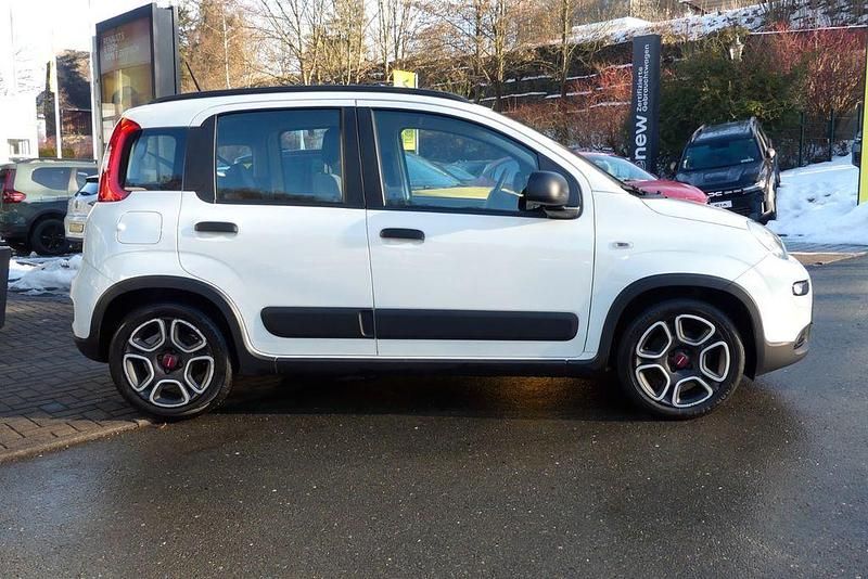 Gebraucht Fiat Panda City Life 69 PS (50 kW) 2022 Weiß Limousine