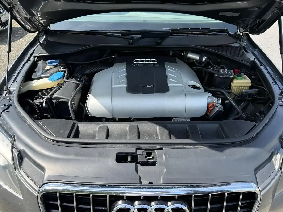 Gebraucht Audi Q7 250 PS (183 kW) 2012 Grau SUV