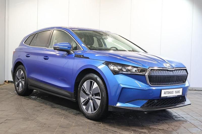 Gebraucht Skoda Enyaq iV Loft 131 kW (179 PS) 2021 Modra race/race blue SUV