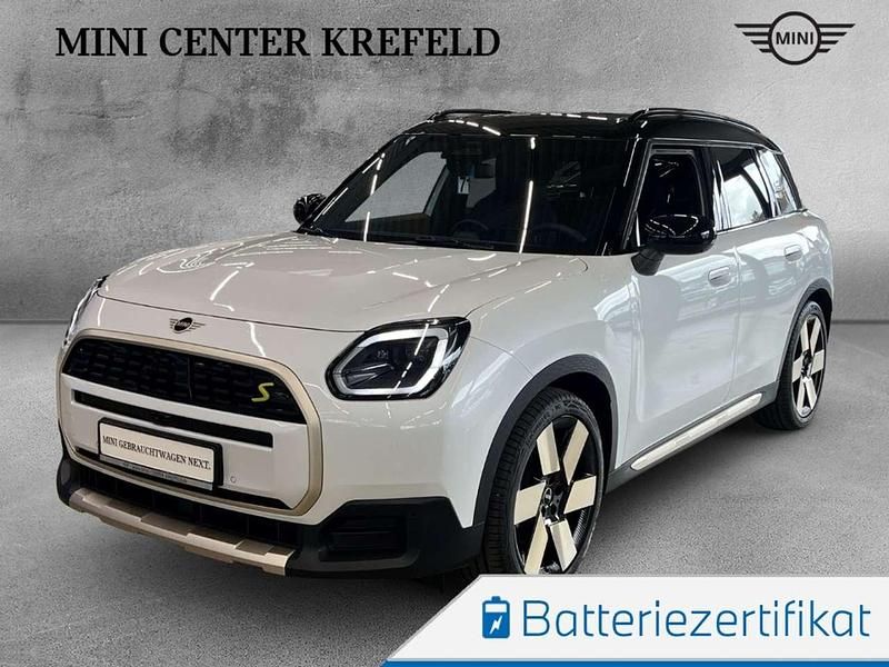 Nanuq white Gebraucht 2024 Mini Cooper S Countryman Favoured SUV | 44.661 € - Bild 1/4