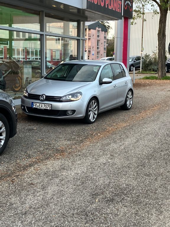 Silber Gebraucht 2008 VW Golf VI Highline Limousine | 7.000 € (Teuer) - Bild 1/4