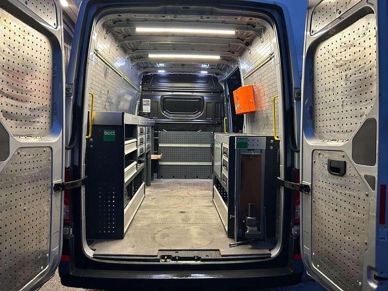 Gebraucht VW Crafter 140 PS (102 kW) 2019 Reflexsilber metallic Van