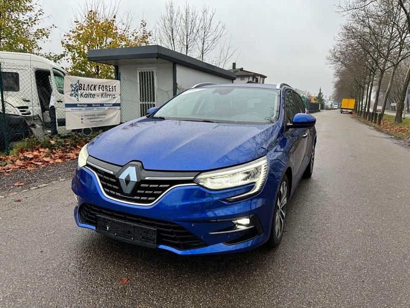 Blau Gebraucht 2021 Renault Mégane GrandTour Intens Kombi | 15.900 € (Fairer Preis) - Bild 1/4