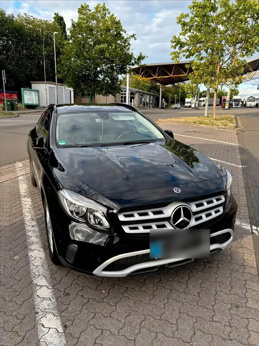 Gebraucht Mercedes GLA180 2017 Schwarz SUV
