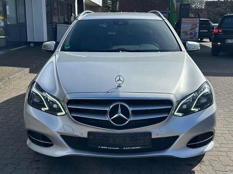 Second-hand Mercedes E220 170 CP (125 kW) 2015 Argintiu Break