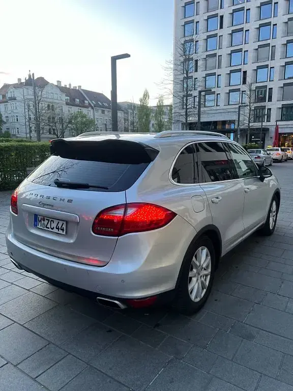 Usata Porsche Cayenne S 299 CV (219 kW) 2010 Argento SUV