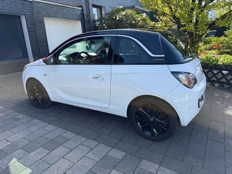 Weiß Gebraucht 2014 Opel Adam Glam Kleinwagen | 8.499 € (Fairer Preis) - Bild 1/4