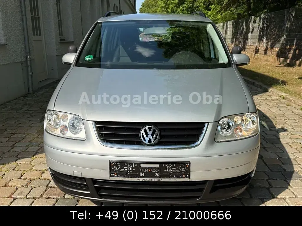 Gebraucht VW Touran Trendline 140 PS (102 kW) 2004 Silber Van / Kleinbus