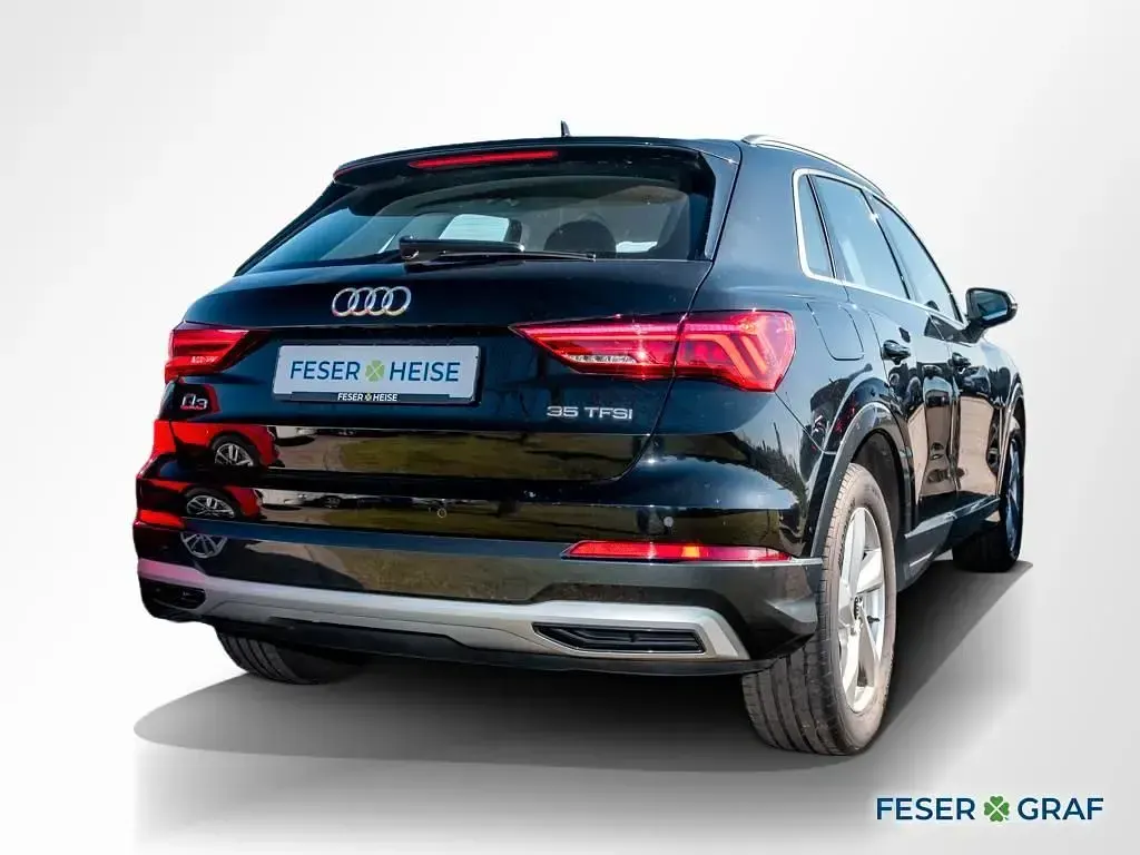 Gebraucht Audi Q3 Advanced 150 PS (110 kW) 2023 Mythosschwarz metallic SUV