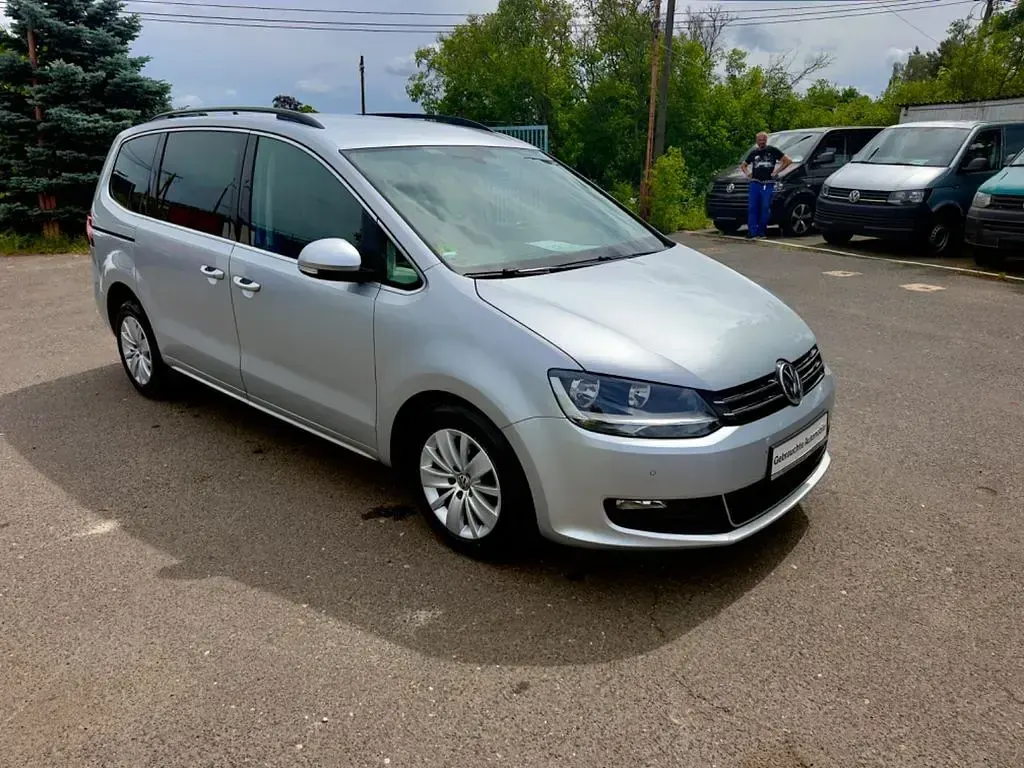 Gebraucht VW Sharan Comfortline 150 PS (110 kW) 2016 Silber Van / Kleinbus