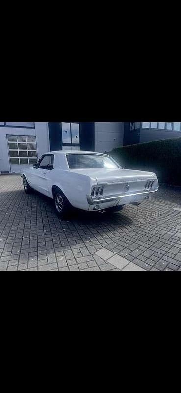 Gebraucht Ford Mustang 199 PS (146 kW) 1967 Weiß Coupé