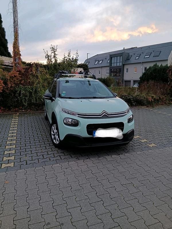 Grün Gebraucht 2020 Citroën C3 Feel Kleinwagen | 7.850 € (Superpreis) - Bild 1/4