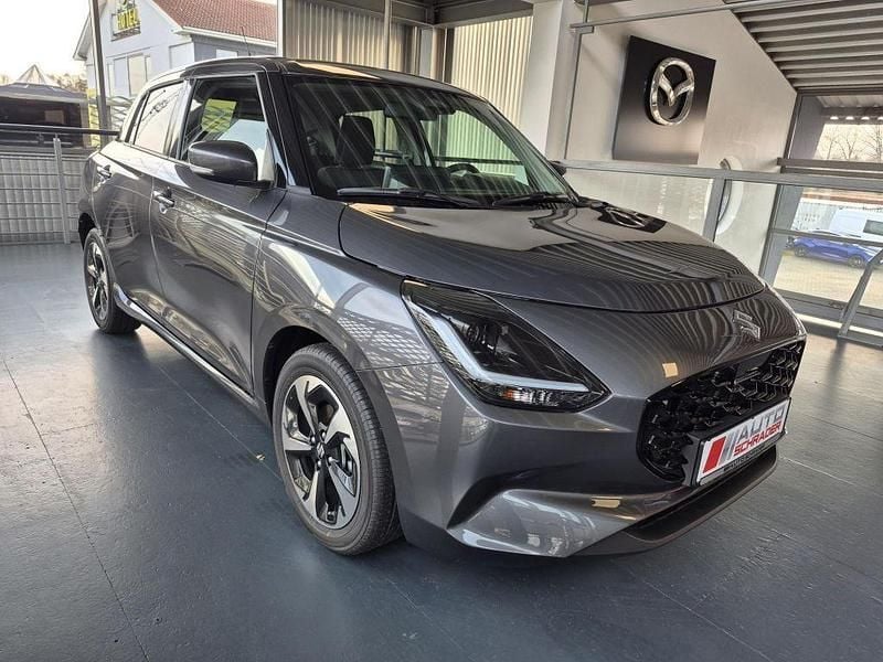 Neu Suzuki Swift Comfort+ 83 PS (61 kW) 2026 Grau Kleinwagen