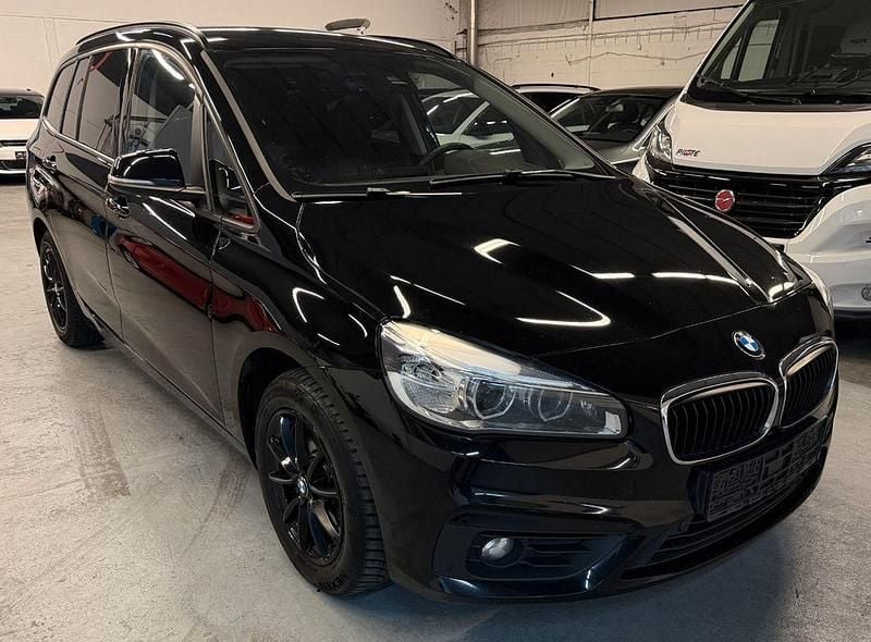 Gebraucht BMW 218 Gran Tourer Advantage 150 PS (110 kW) 2017 Schwarz Van / Kleinbus