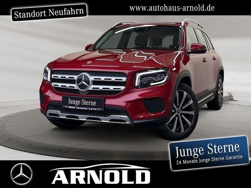 Rot (manufaktur patagonienrot) Gebraucht 2023 Mercedes GLB180 Progressive SUV | 34.690 € (Fairer Preis) - Bild 1/4