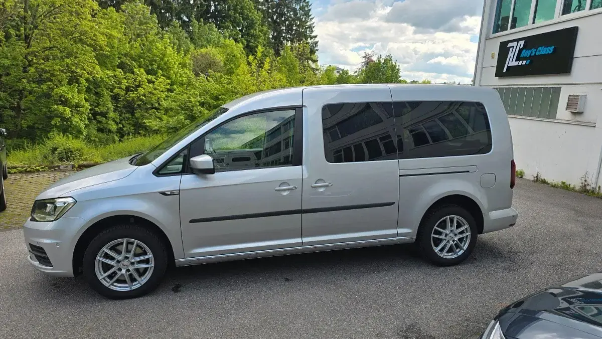 Gebraucht VW Caddy Maxi 150 PS (110 kW) 2020 Silber Van / Kleinbus