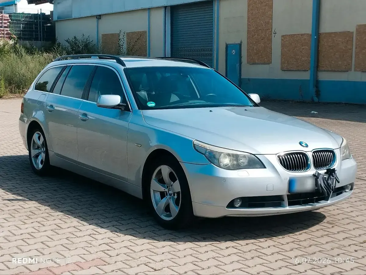 Gebraucht BMW 525 Sport Line 177 PS (130 kW) 2006 Silber Kombi