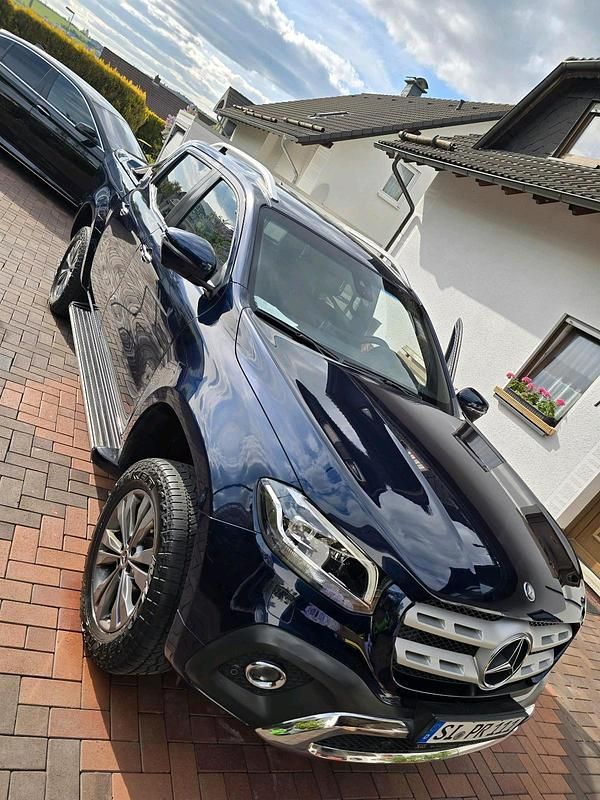 Blau Gebraucht 2019 Mercedes X250 Abholung | 27.500 € (Fairer Preis) - Bild 1/4