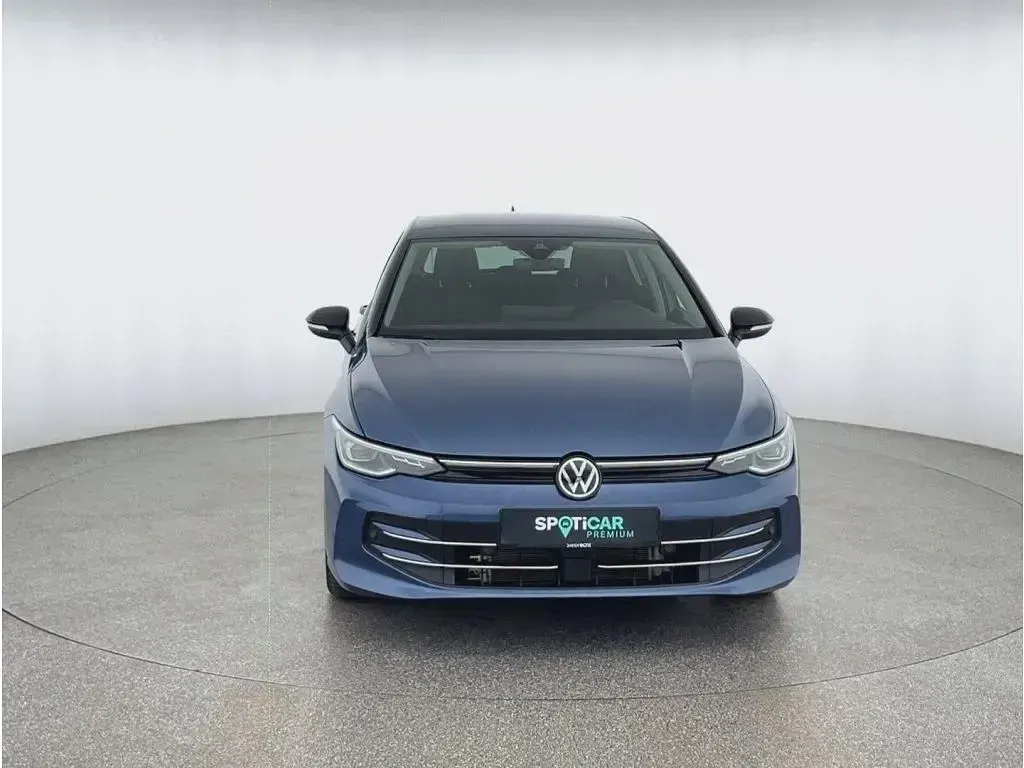 Gebraucht VW Golf VIII Goal 150 PS (110 kW) 2024 Blau Limousine