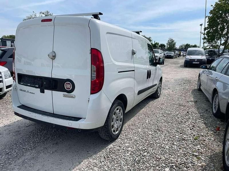Gebraucht Fiat Doblò 105 PS (77 kW) 2019 Colore esterno (weiß) Van / Kleinbus