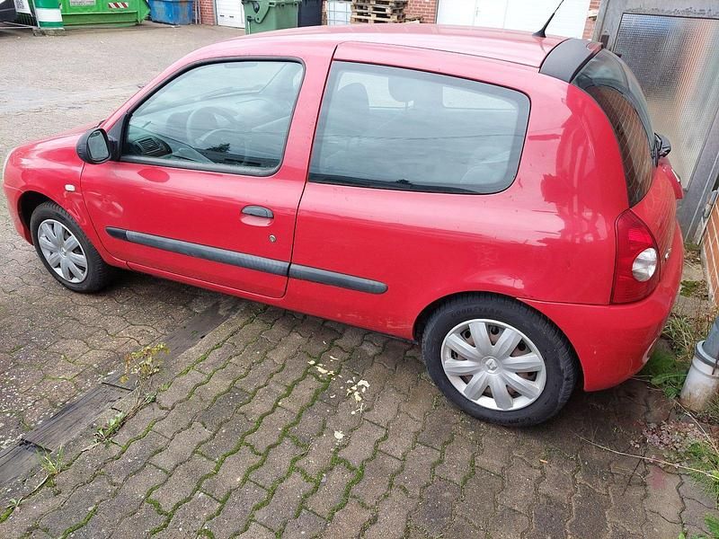 Gebraucht Renault Clio II Campus 60 PS (44 kW) 2010 Rot Kleinwagen
