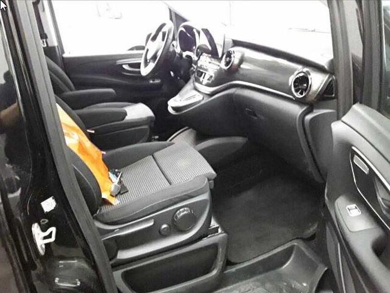 Gebraucht Mercedes V300 Edition 237 PS (174 kW) 2022 Obsidianschwarz metallic Van / Kleinbus