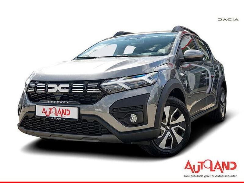 Grau Neu 2025 Dacia Sandero Stepway Kleinwagen | 17.990 € (Fairer Preis) - Bild 1/4