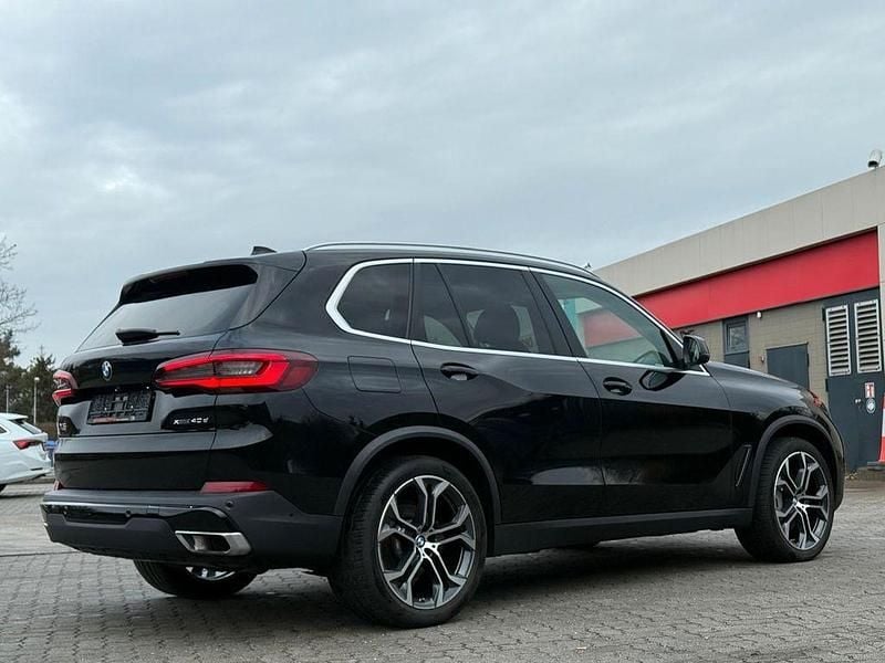Gebraucht BMW X5 Sport Line 340 PS (250 kW) 2022 Schwarz SUV
