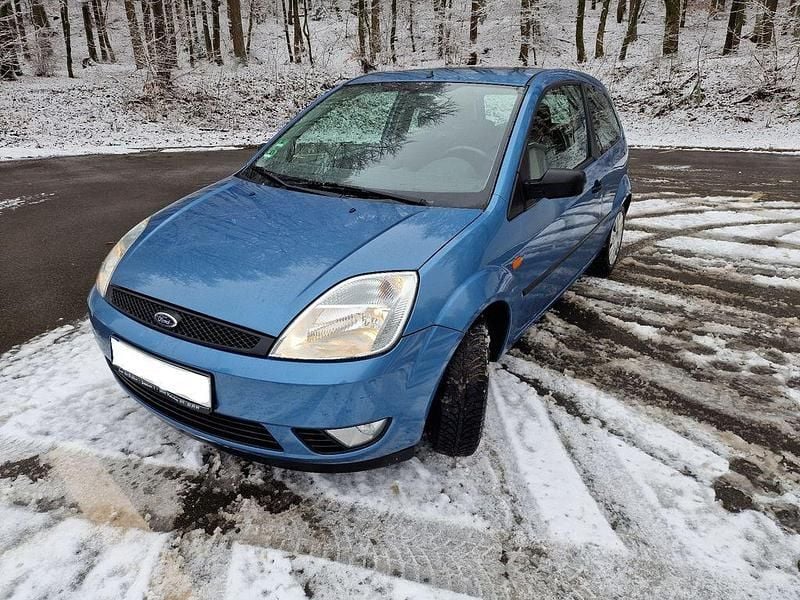 Gebraucht Ford Fiesta Ambiente 69 PS (50 kW) 2003 Blau Limousine