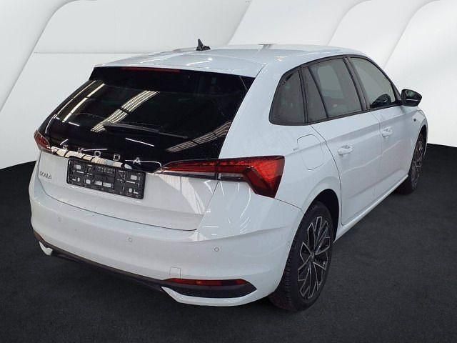 Gebraucht Skoda Scala Tour 150 PS (110 kW) 2025 Moonweiß perleffekt Kleinwagen
