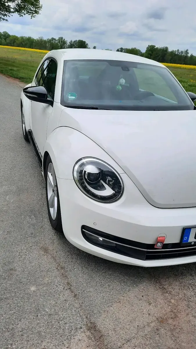 Używany VW Beetle Sport 140 KM (102 kW) 2012 Biały Hatchback