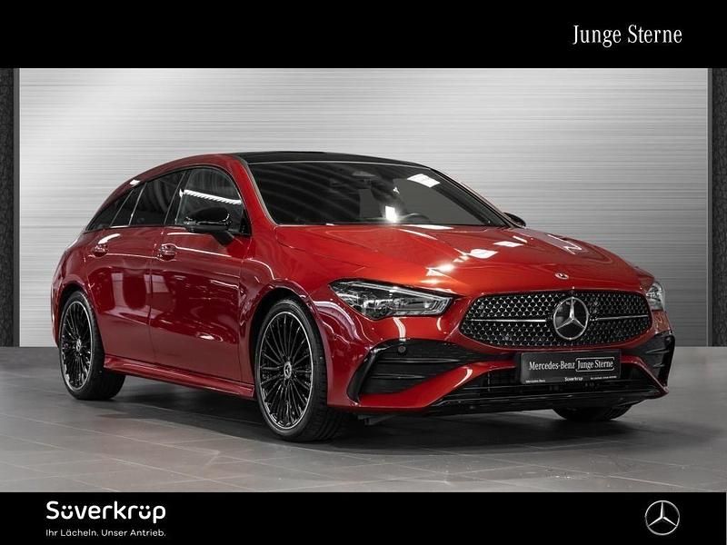 Rot Gebraucht 2024 Mercedes CLA200 Shooting Brake AMG Kombi | 38.688 € - Bild 1/2